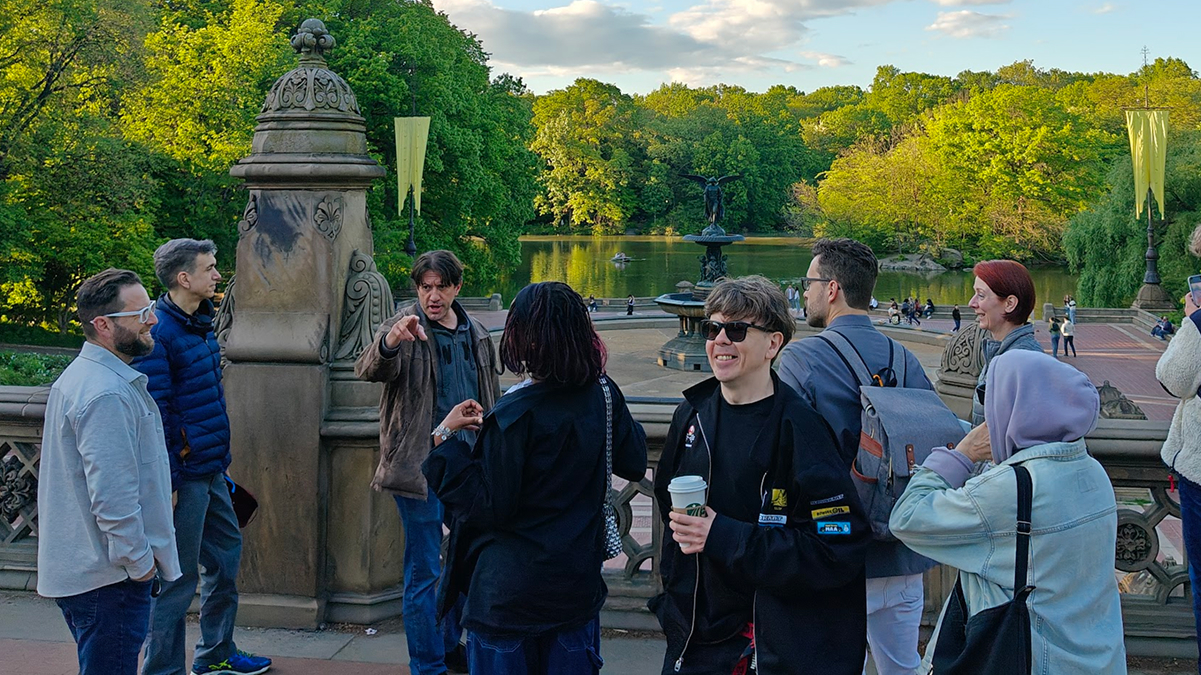 Socials & tours
